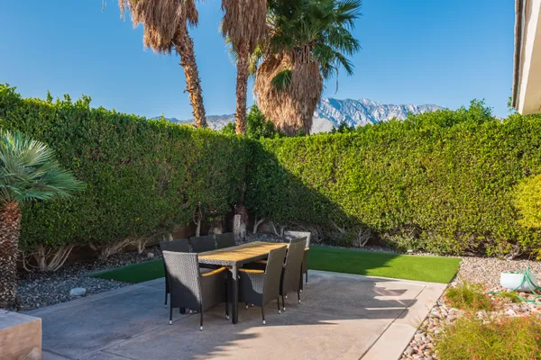$1,195,000 | 1575 Enclave Way, Palm Springs, CA 92262