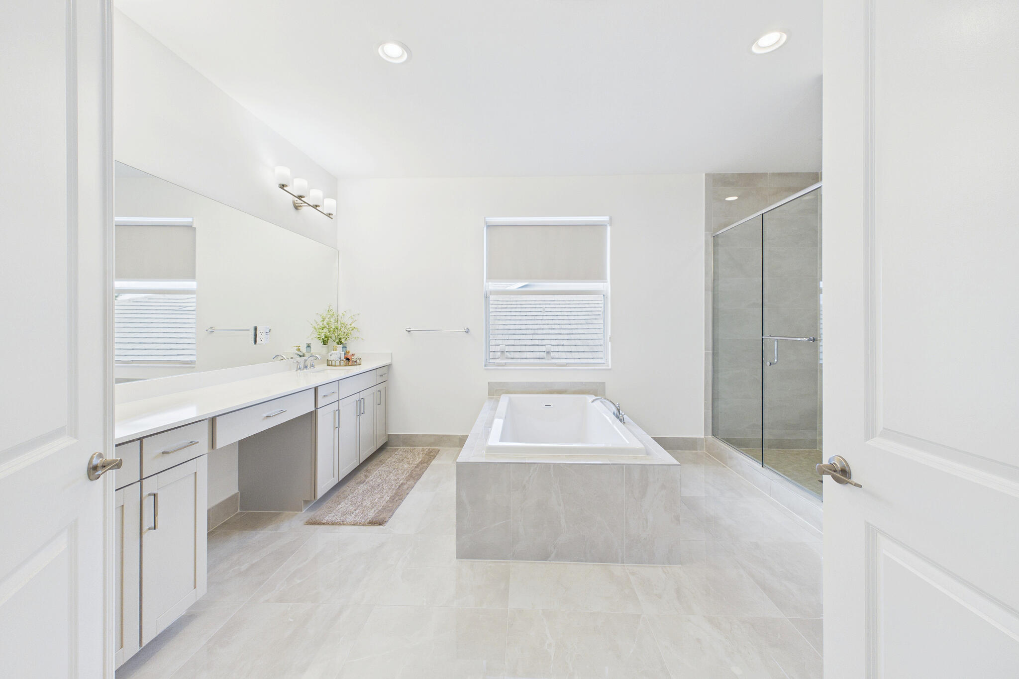 19243 Rolling Acrs Road Loxahatchee, FL 33470 - Photo 44 of 137 MASTER_BATH_02