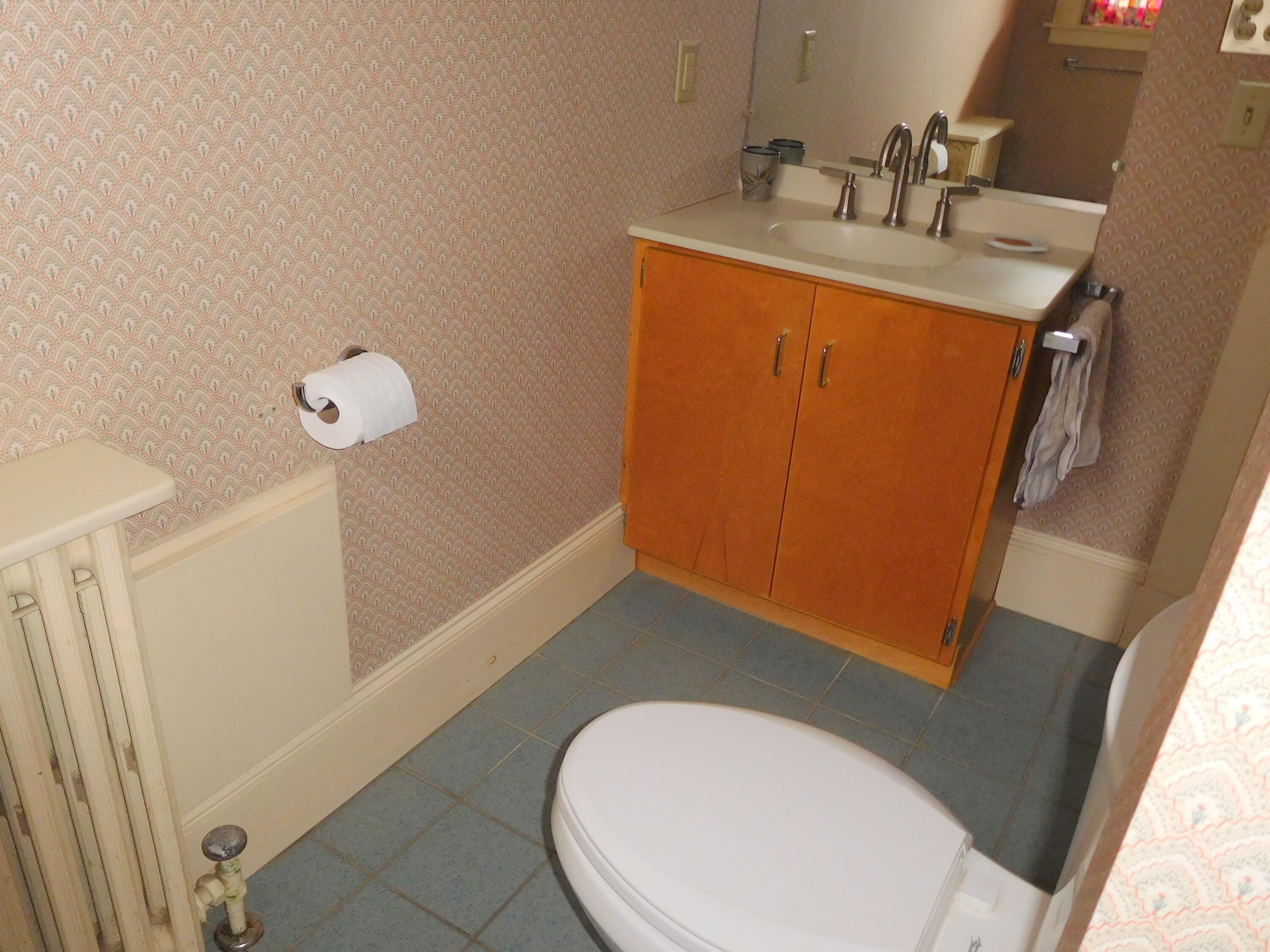 26 Mountain Avenue Lewiston, ME 04240 - Photo 24 of 35 24