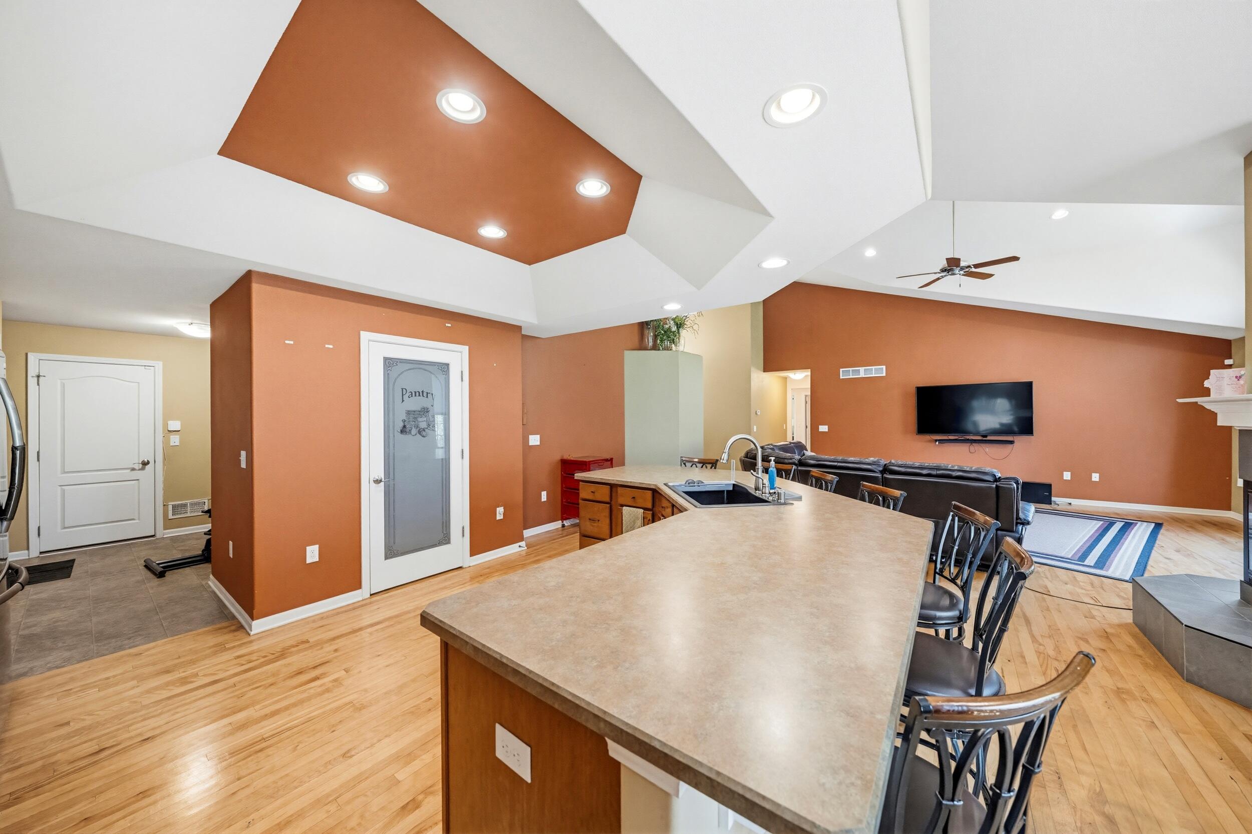 11034 West Bradley Road Milwaukee, WI 53224 - Photo 12 of 33 dsc09615