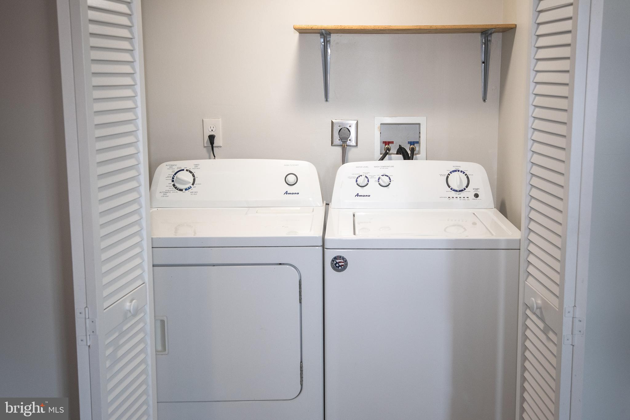 9278 Taney Road Manassas, VA 20110 - Photo 11 of 31 Laundry