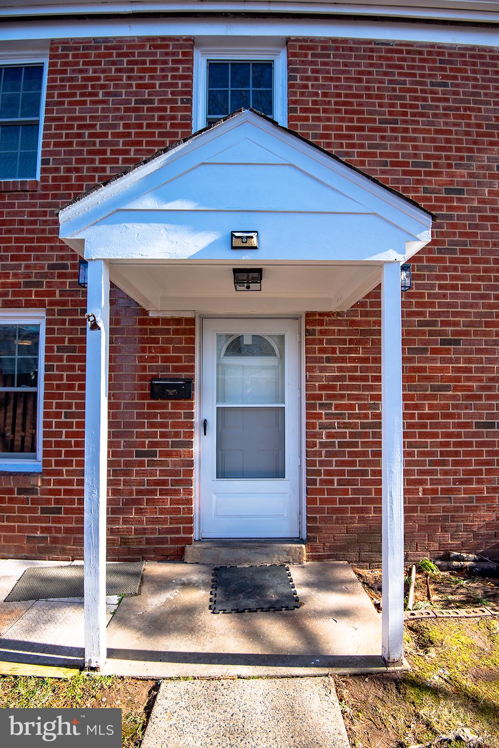 9278 Taney Road Manassas, VA 20110 - Photo 2 of 31 Front entrance