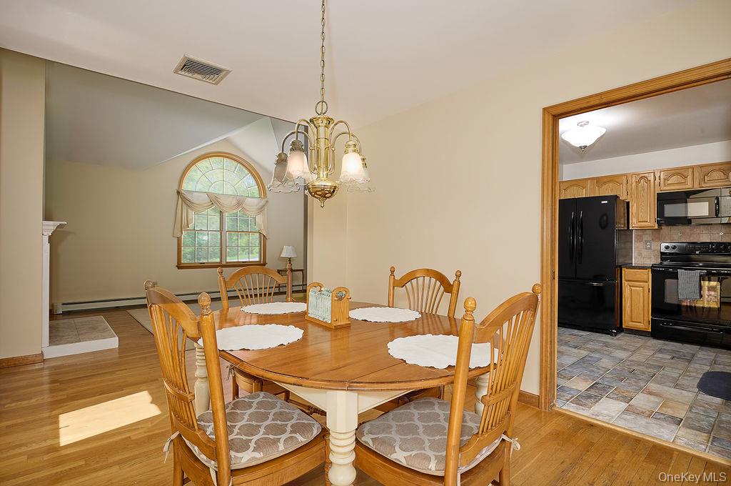 15 Red Hawk Hollow Road Wappingers Falls, NY 12590 - Photo 9 of 30