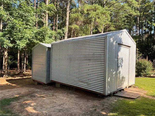 $227,500 | 44112 Harper Hearne Road, New London, NC 28127