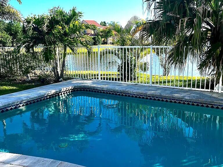9590 Islamorada Terrace Boca Raton, FL 33496 - Photo 3 of 7 Private Pool