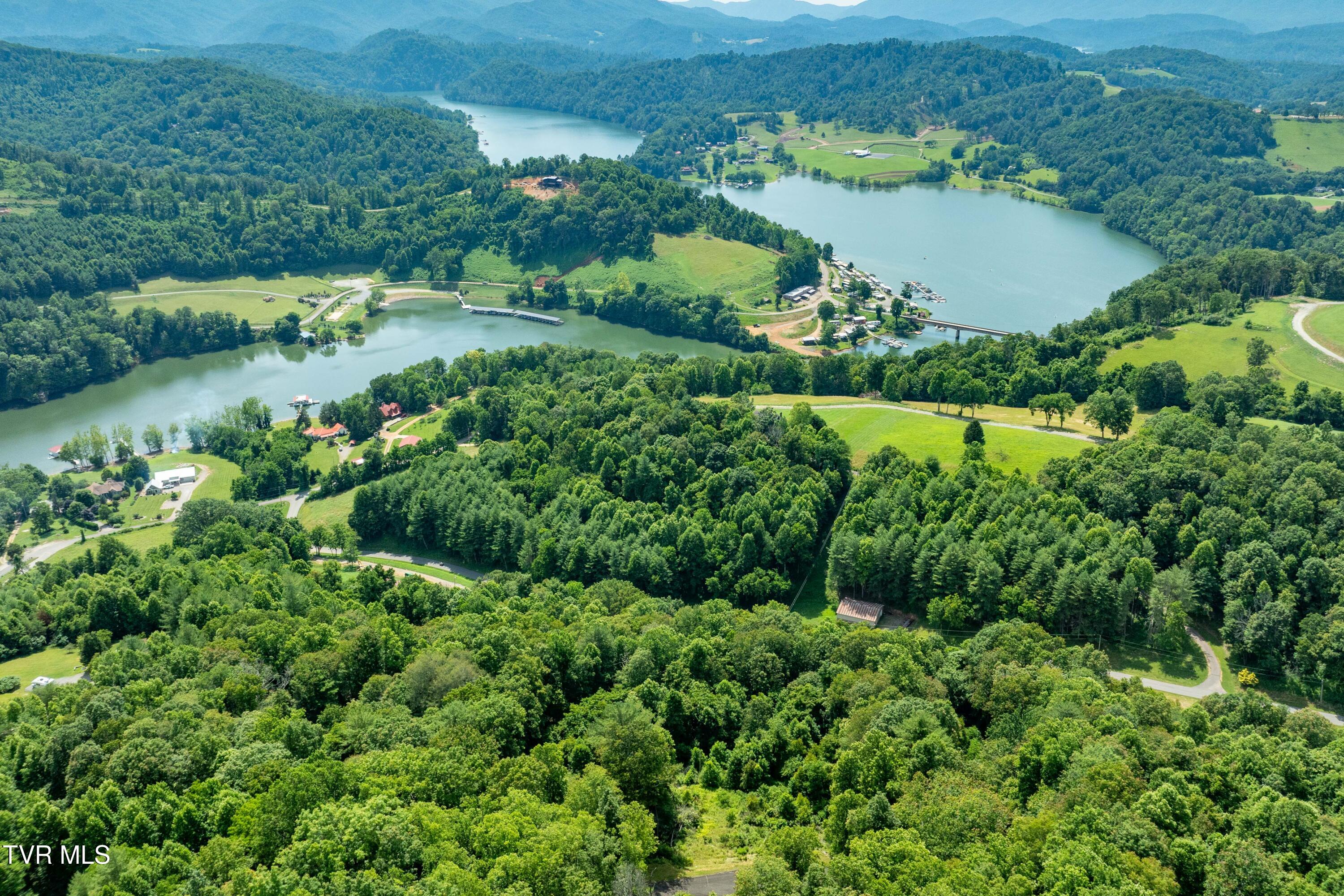 Lot 31 Lake Ridge Road, Unit 31 Butler, TN 37640 - Photo 18 of 31 Lot 31 (18 of 30)