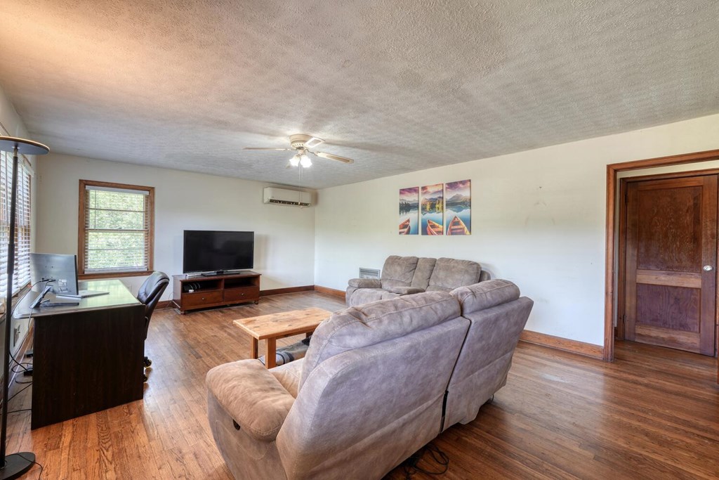 729 Collins Road Blairsville, GA 30512 - Photo 20 of 74