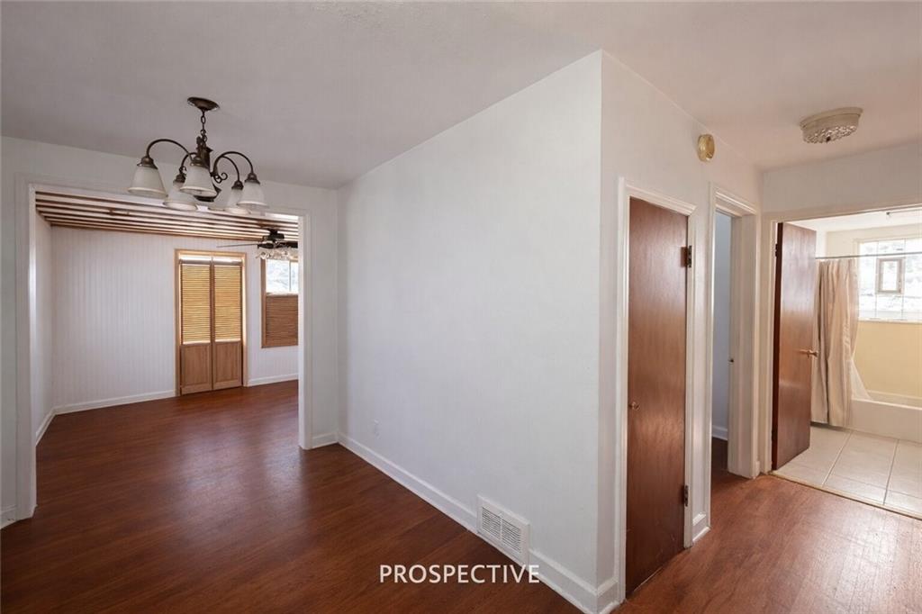 2360 Evans City Road Zelienople, PA 16063 - Photo 11 of 40