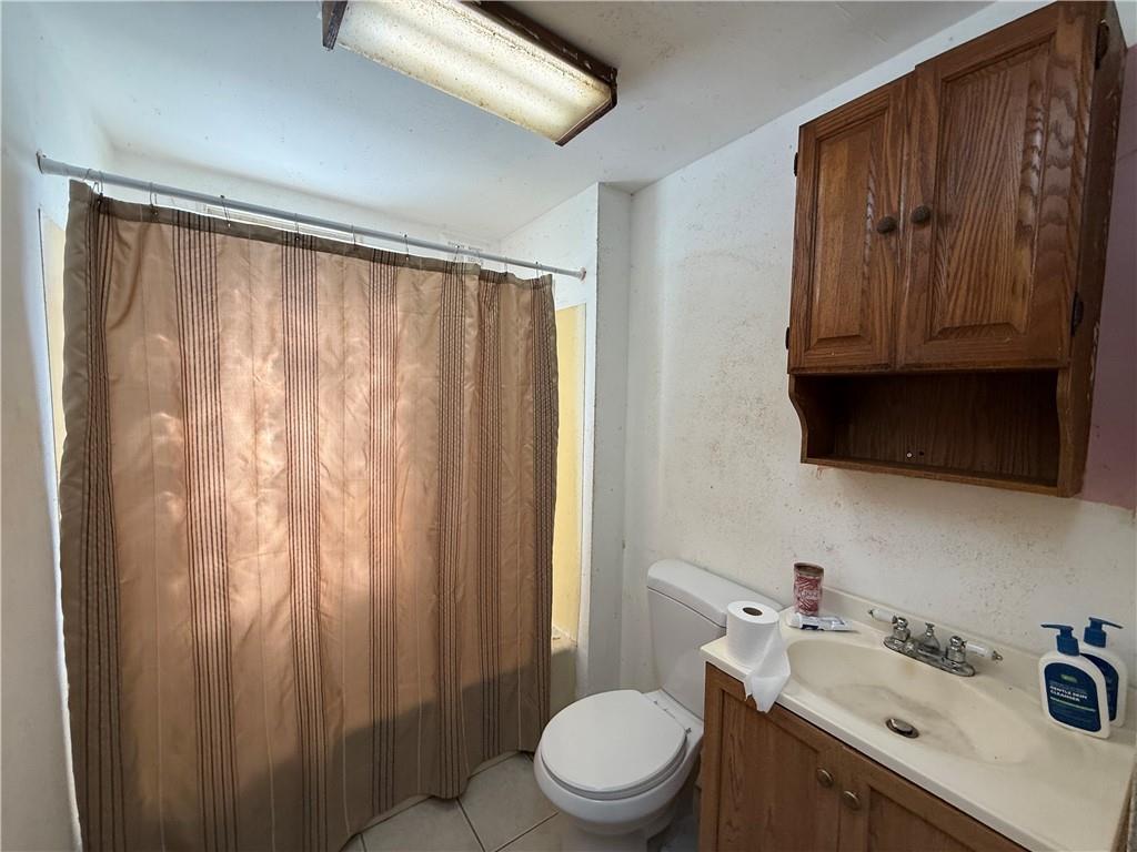 2360 Evans City Road Zelienople, PA 16063 - Photo 23 of 40