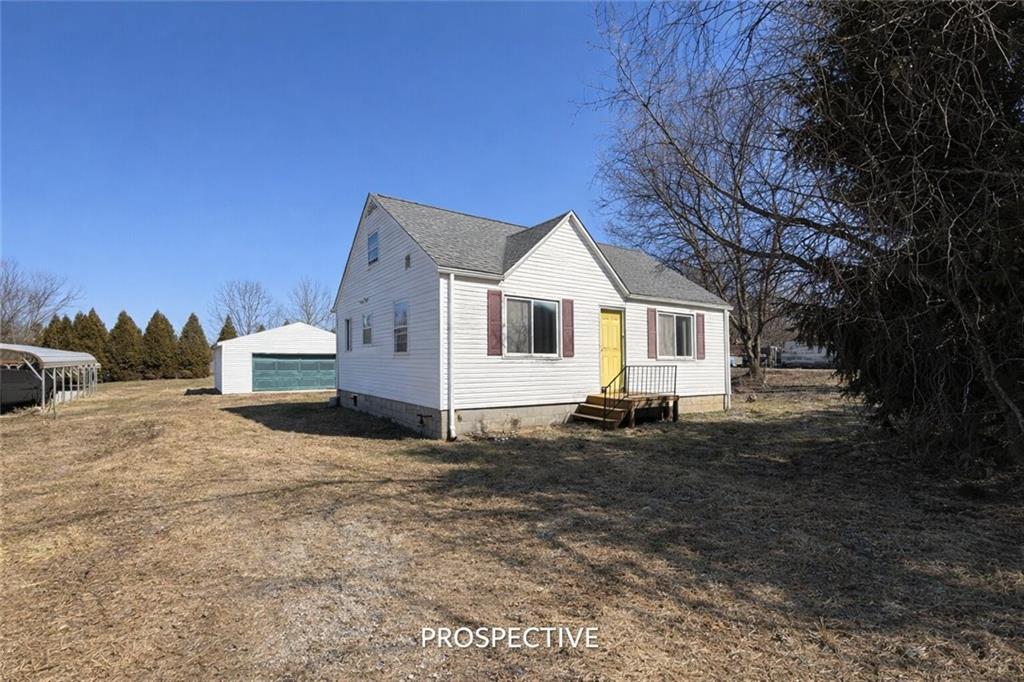 2360 Evans City Road Zelienople, PA 16063 - Photo 3 of 40