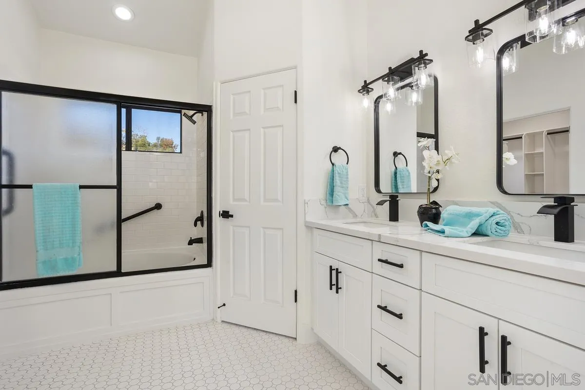 13709 McNally Road Valley Center, CA 92082 - Photo 29 of 43 Gallery Image 29