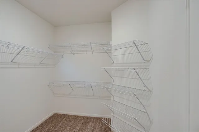 $1,800 | 520 Republic Drive, Liberty Hill, TX 78642