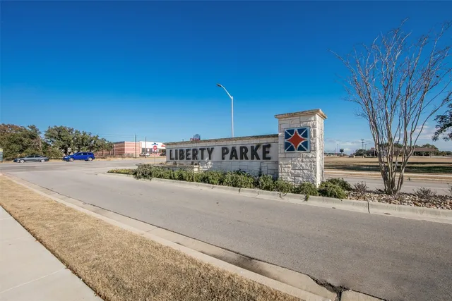 $1,800 | 520 Republic Drive, Liberty Hill, TX 78642