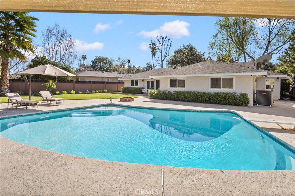 3611 Grayburn Road Pasadena, CA 91107 - Photo 35 of 41 a house view with a outdoor space