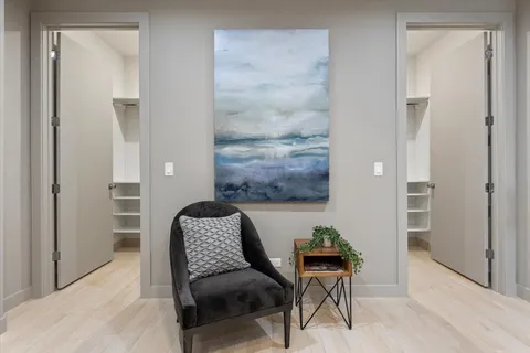 $849,000 | 2450 North Clybourn Avenue, Unit 2, Chicago, IL 60614