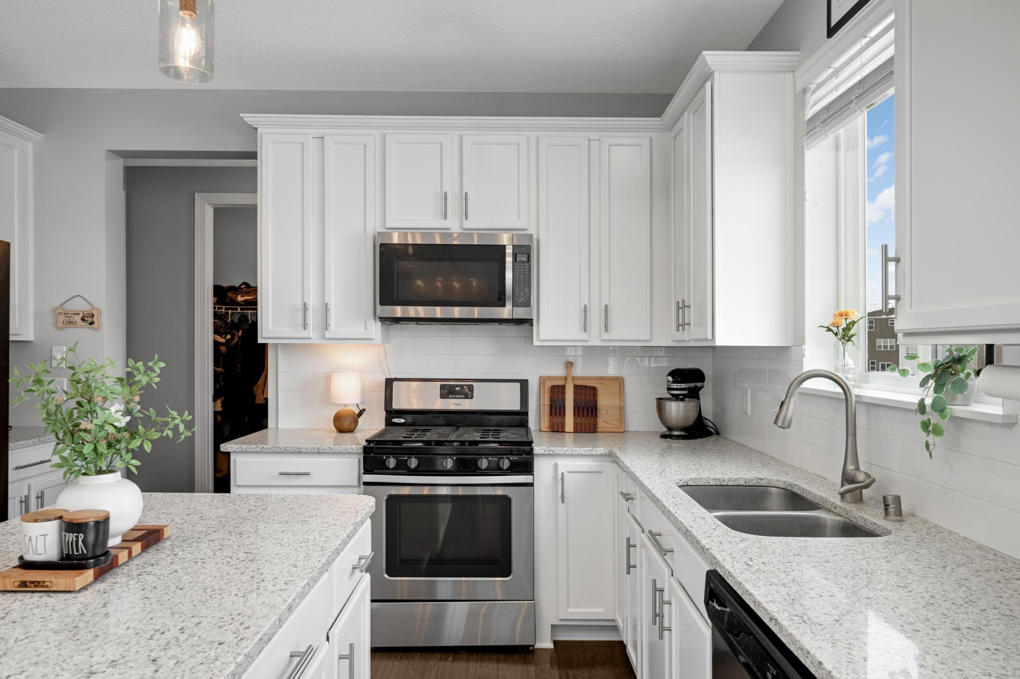 1254 Crosswinds Way Waconia, MN 55387 - Photo 6 of 40