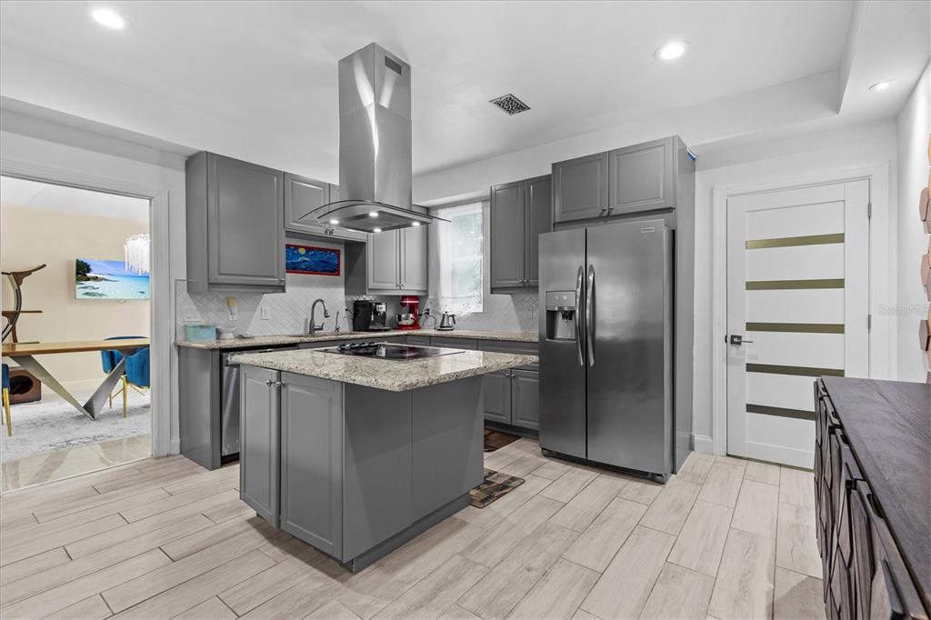 5914 La Rosa Lane Apollo Beach, FL 33572 - Photo 18 of 73