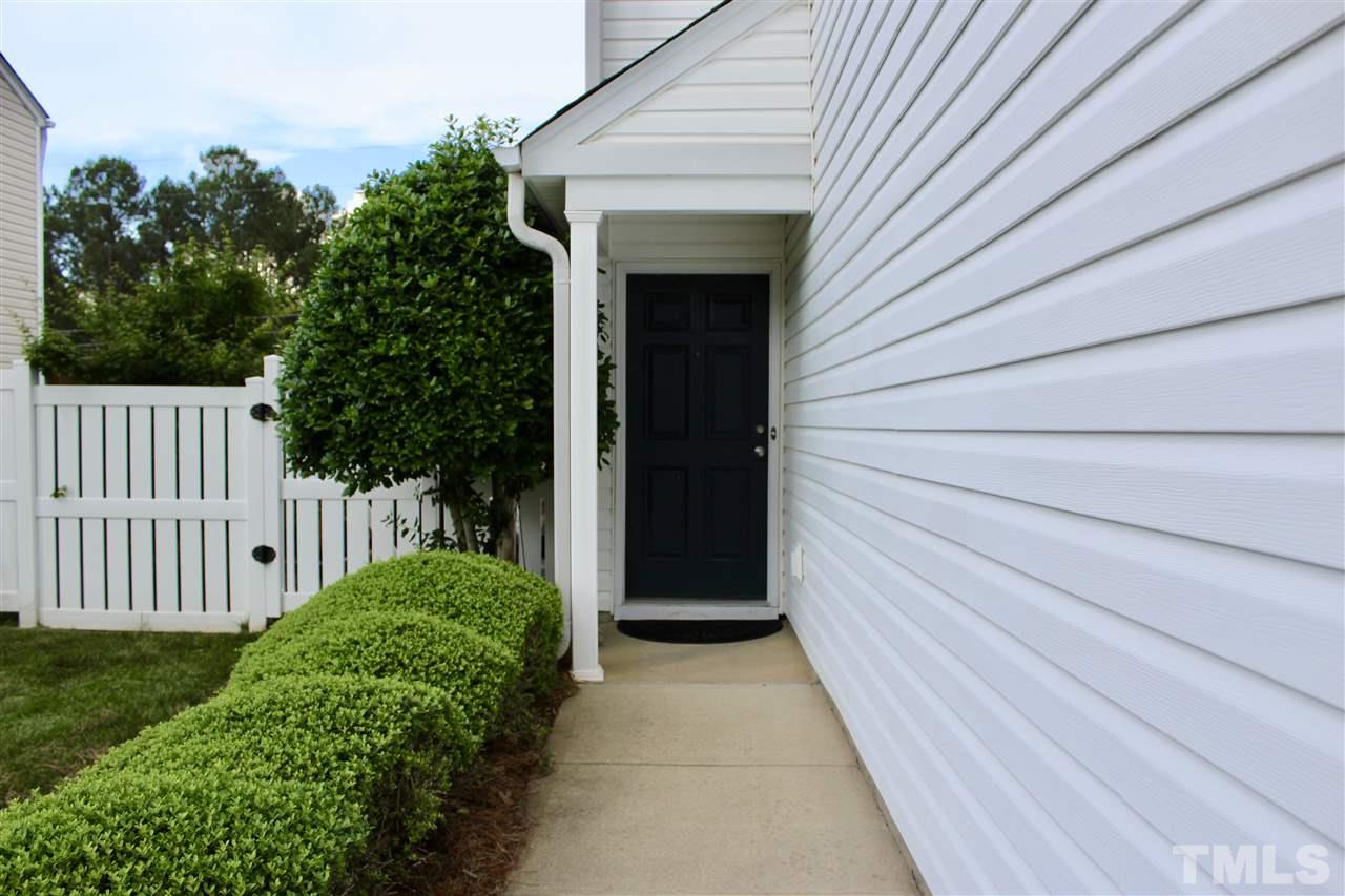 3025 Bracey Place Raleigh, NC 27610 - Photo 2 of 17 Gallery Image 2