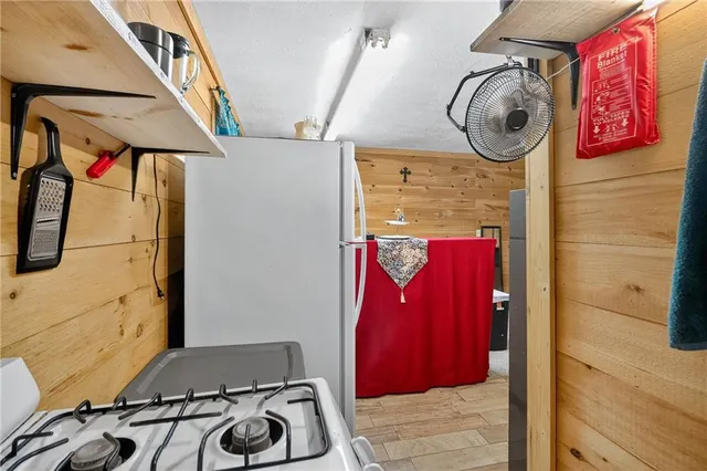 $175,000 | 213 Hargus Creek Road, Holbrook, PA 15341