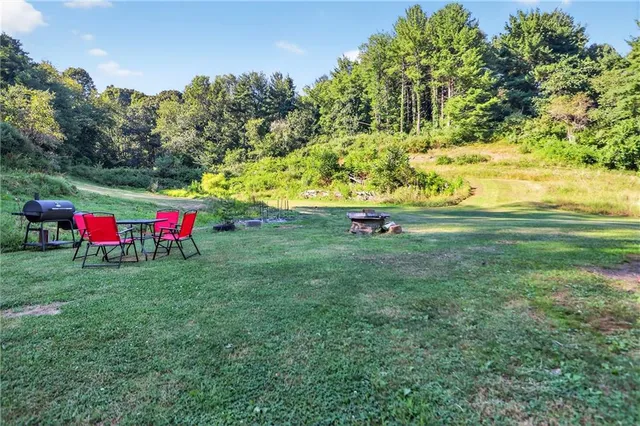 $175,000 | 213 Hargus Creek Road, Holbrook, PA 15341