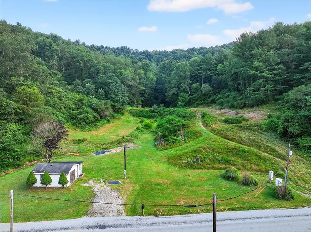 $175,000 | 213 Hargus Creek Road, Holbrook, PA 15341