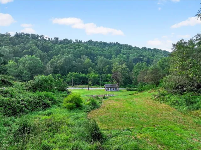 $175,000 | 213 Hargus Creek Road, Holbrook, PA 15341