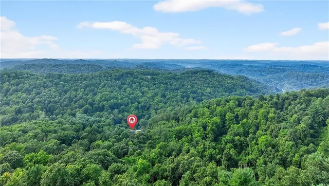 $175,000 | 213 Hargus Creek Road, Holbrook, PA 15341