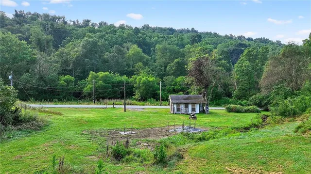$175,000 | 213 Hargus Creek Road, Holbrook, PA 15341