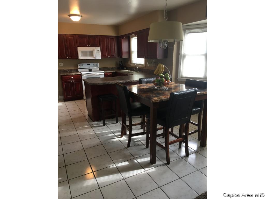 110 Bellerive Road Springfield, IL 62704 - Photo 12 of 28