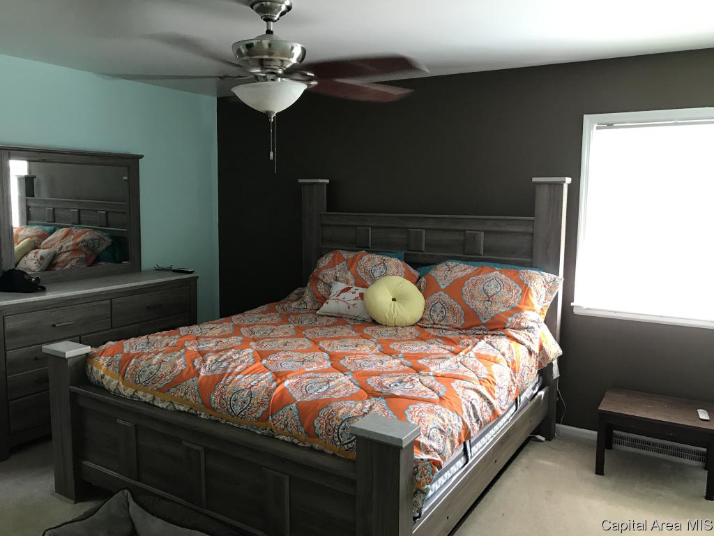 110 Bellerive Road Springfield, IL 62704 - Photo 18 of 28
