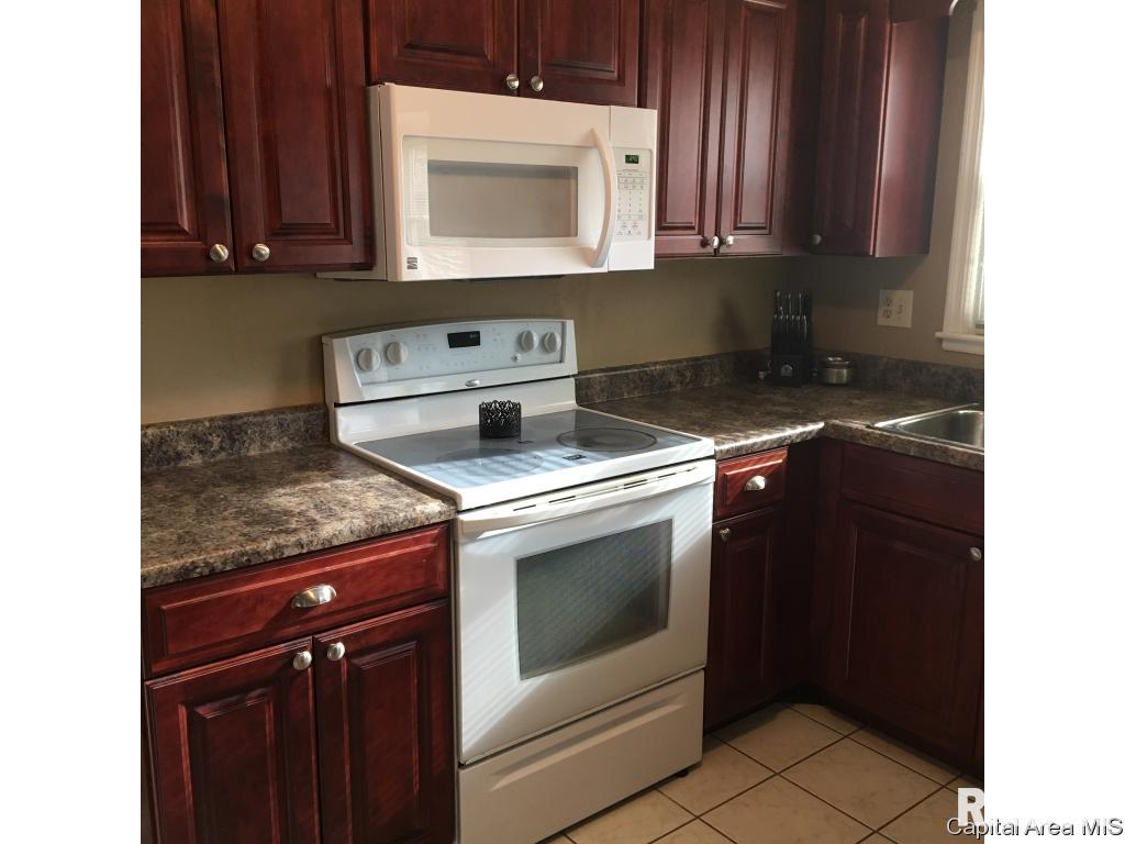 110 Bellerive Road Springfield, IL 62704 - Photo 10 of 28