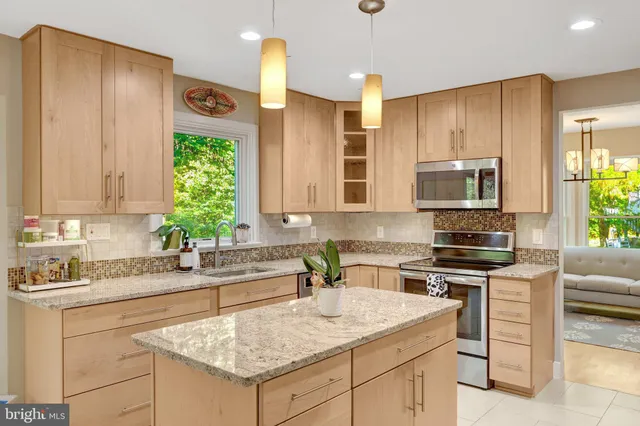 $4,900 | 11637 Quail Ridge Court, Reston, VA 20194