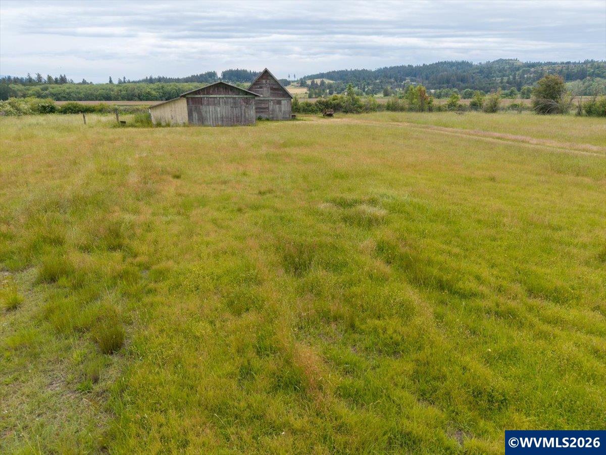33543 Brewster Road Lebanon, OR 97355 - Photo 13 of 38 Gallery Image 13