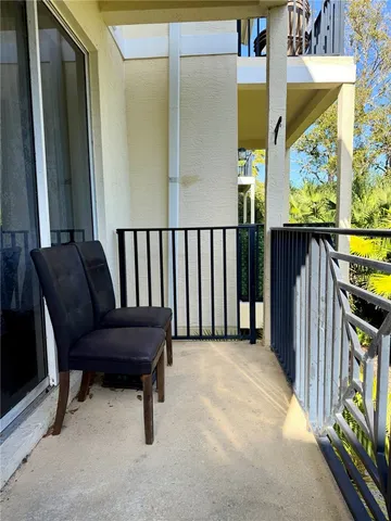 $2,000 | 1630 42nd Square, Unit 104, Vero Beach, FL 32960