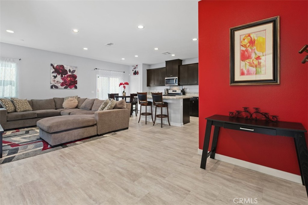 27482 Basalt Way Moreno Valley, CA 92555 - Photo 12 of 54