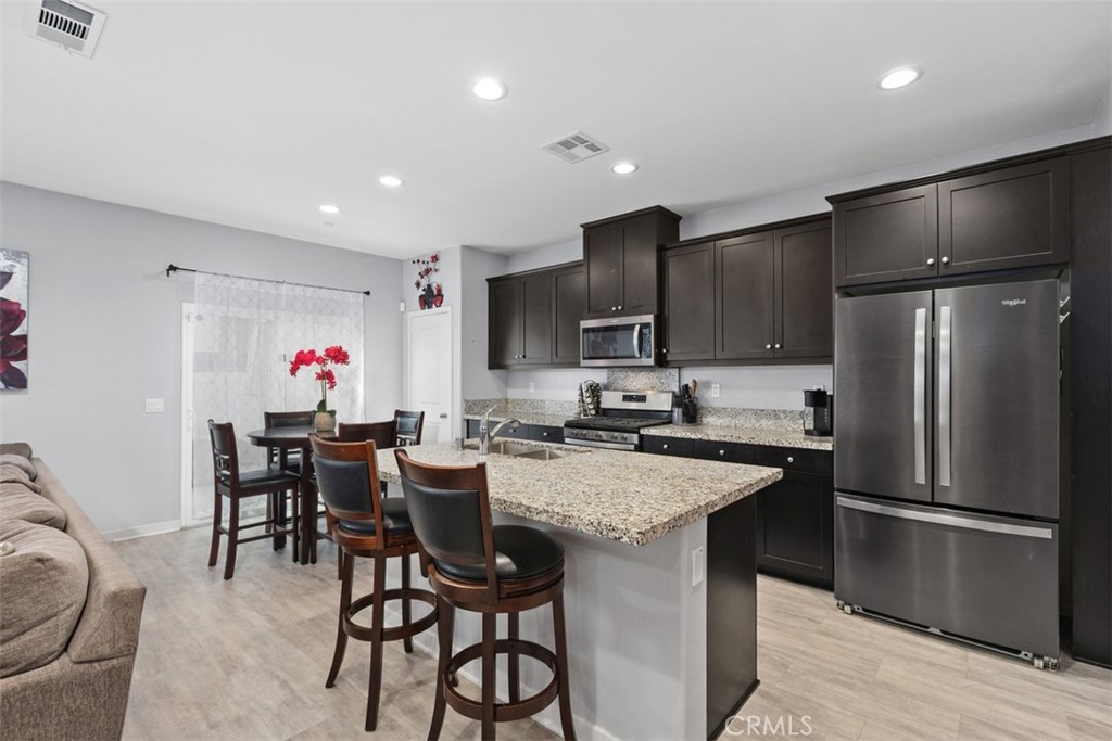 27482 Basalt Way Moreno Valley, CA 92555 - Photo 18 of 54