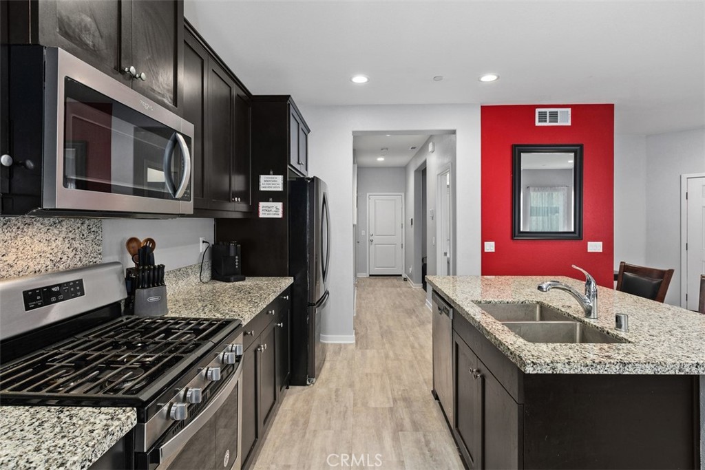 27482 Basalt Way Moreno Valley, CA 92555 - Photo 23 of 54