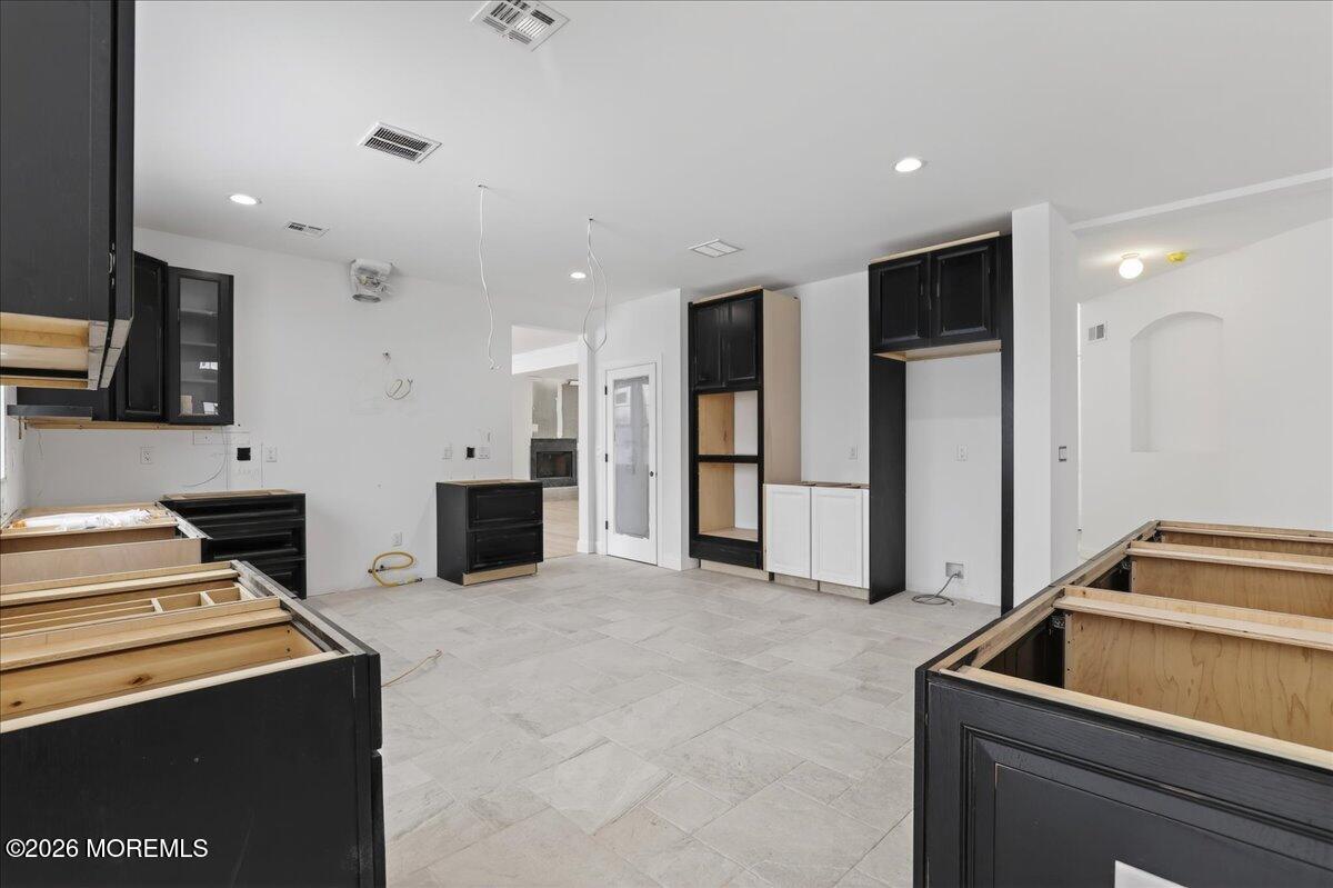 10 Cook Court Millstone Township, NJ 08535 - Photo 23 of 41 16-Kitchen