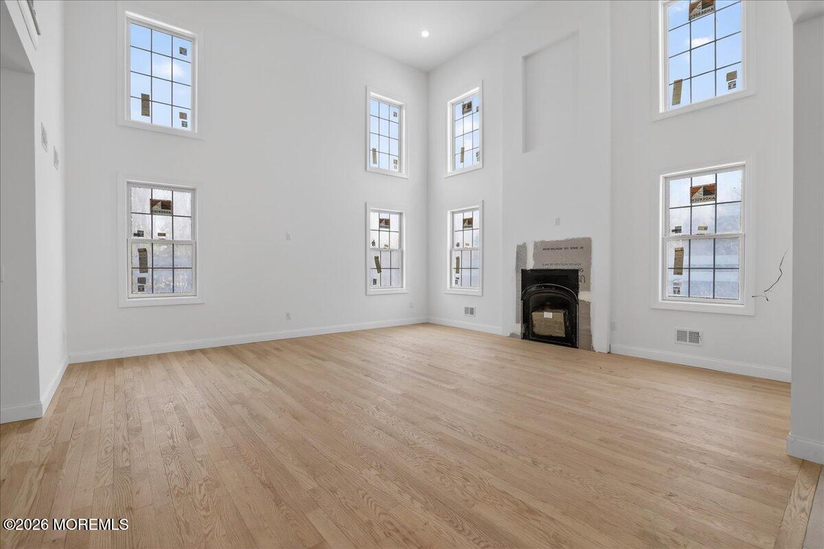 10 Cook Court Millstone Township, NJ 08535 - Photo 24 of 41 17-Great Room