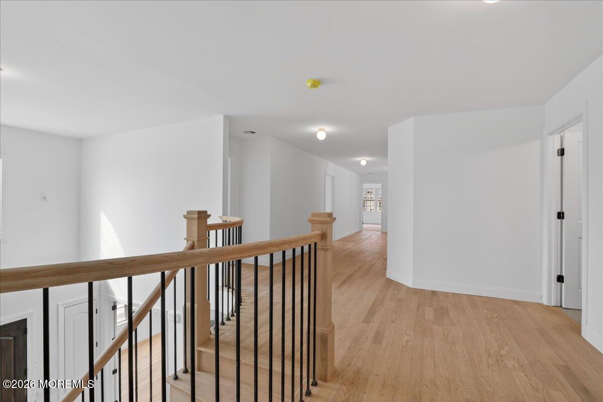 10 Cook Court Millstone Township, NJ 08535 - Photo 35 of 41 28-Hallway