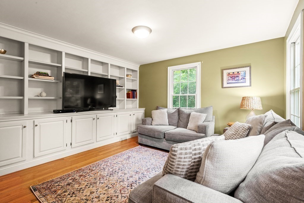 2 Sage Road Georgetown, MA 01833 - Photo 6 of 41