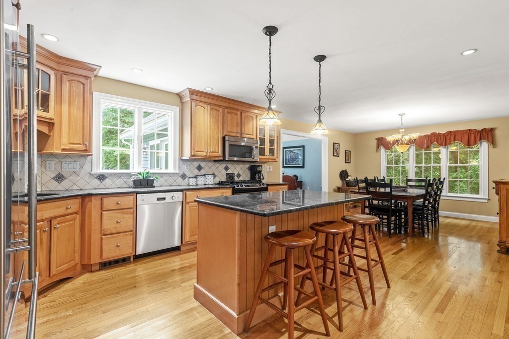 2 Sage Road Georgetown, MA 01833 - Photo 9 of 41