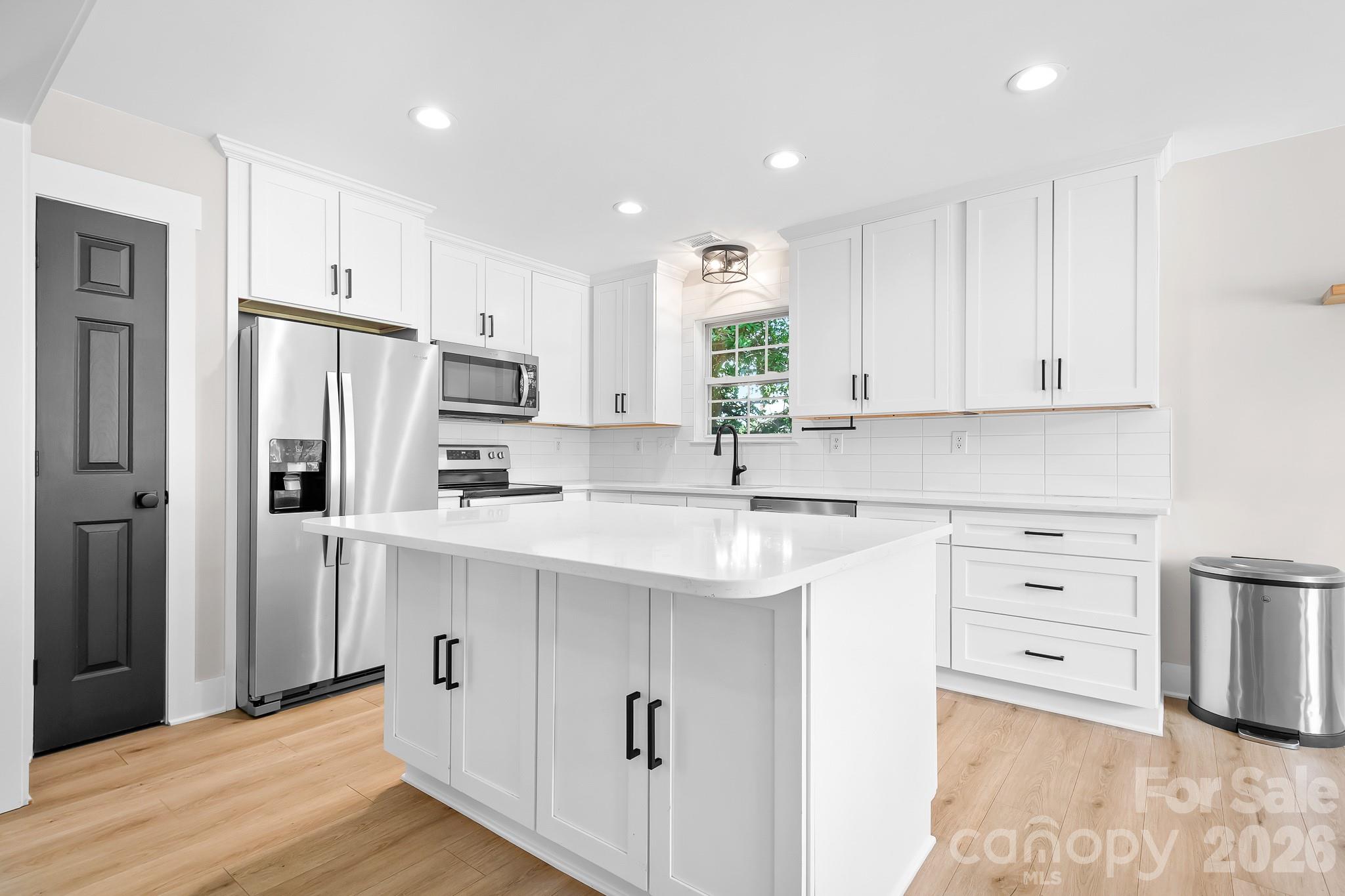 12601 Mayes Road Huntersville, NC 28078 - Photo 3 of 39 Gallery Image 3