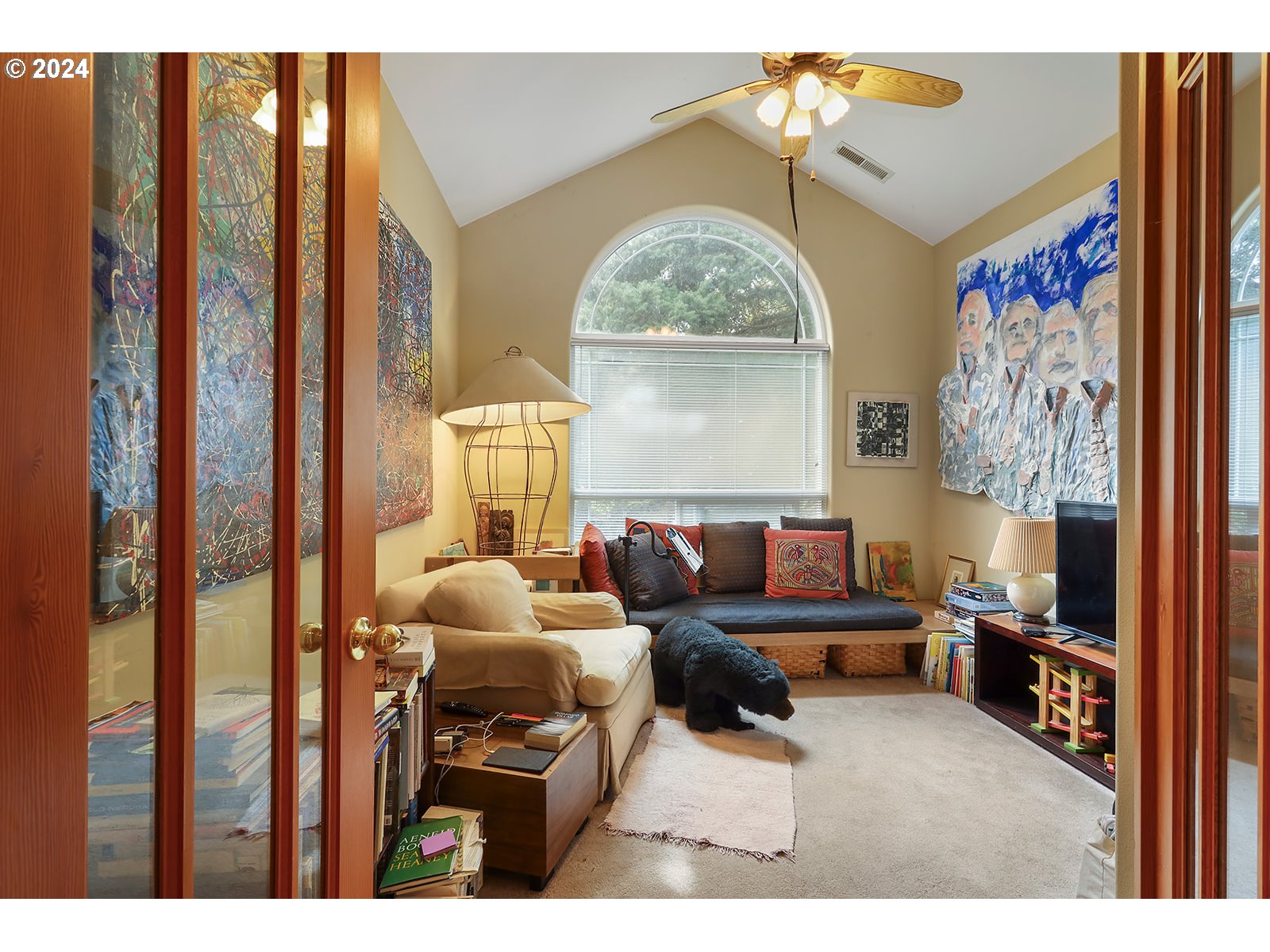 1190 Methodist Road Hood River, OR 97031 - Photo 10 of 41 a living room with furniture and a window
