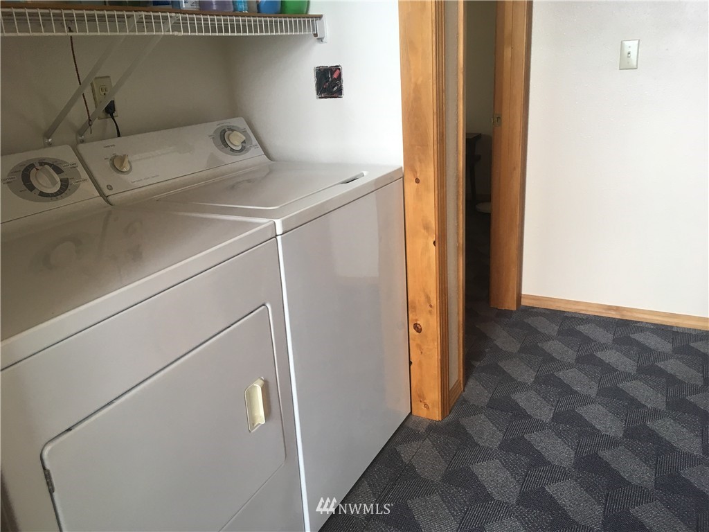 44 Beach Court Decatur Island, WA 98221 - Photo 17 of 25 a utility room with dryer and washer