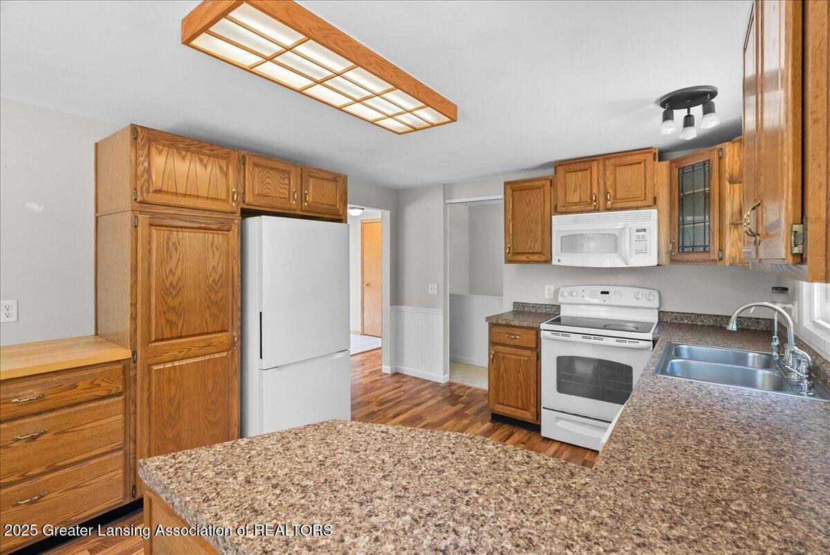 5038 Young Road Bellevue, MI 49021 - Photo 11 of 48 17-Media Jett - 17