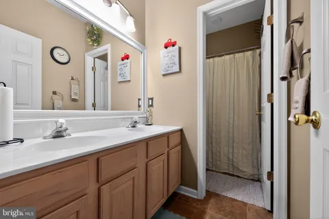 $470,000 | 150 Sunset Drive, Mount Royal, NJ 08061
