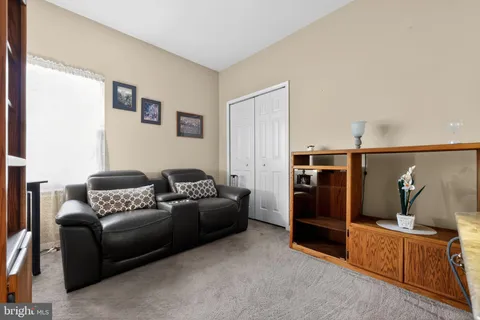 $470,000 | 150 Sunset Drive, Mount Royal, NJ 08061