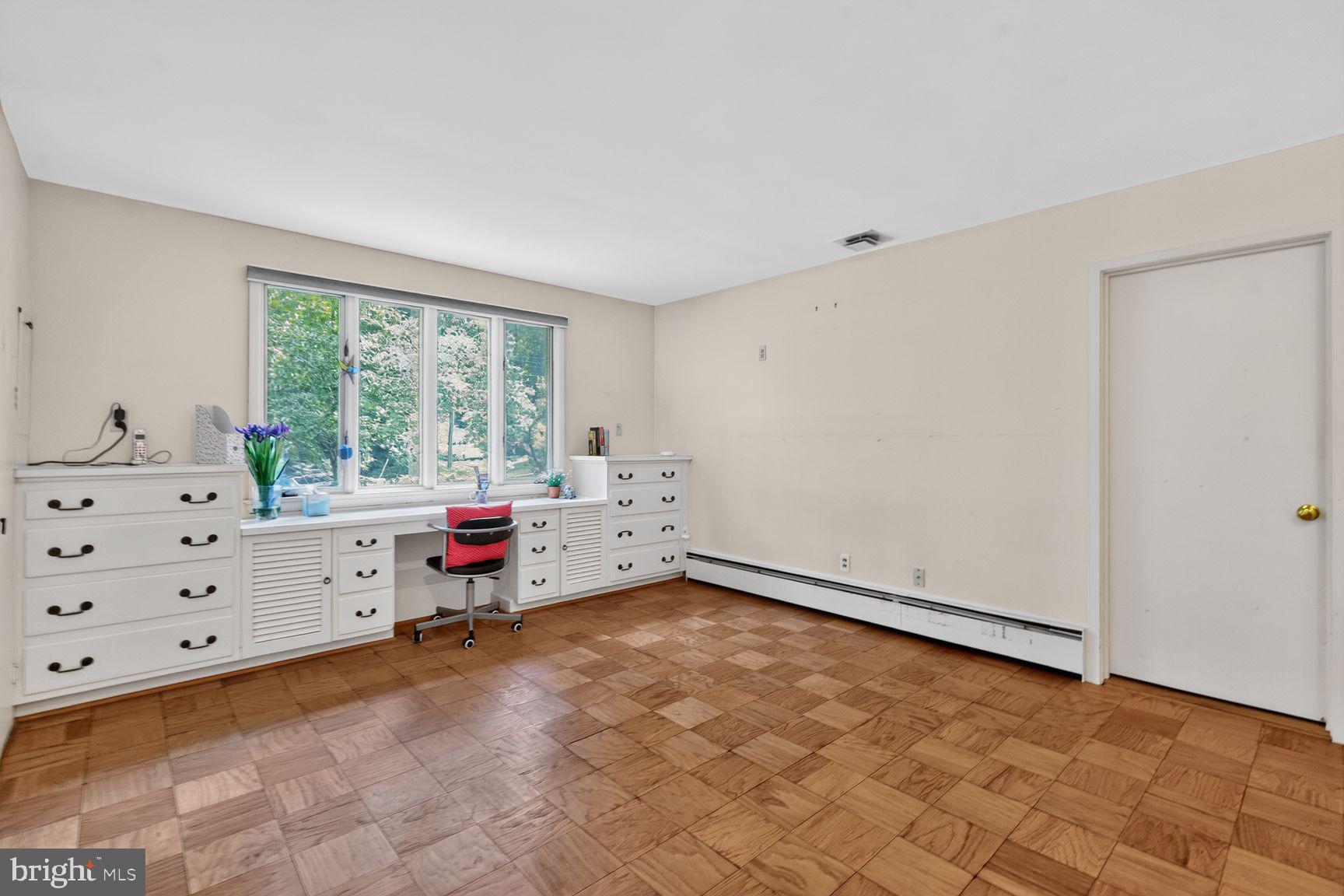 1118 Orchard Way Silver Spring, MD 20904 - Photo 27 of 56 1st floor primary bedroom with desk