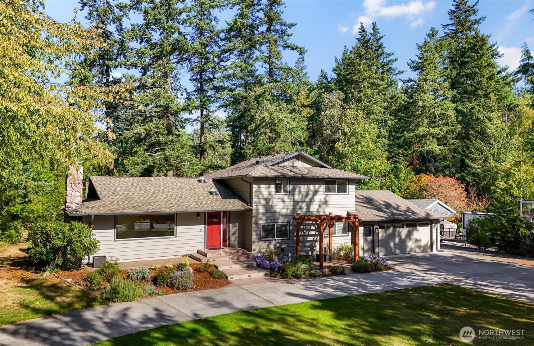 505 Willow Road Bellingham, WA 98225 - Photo 2 of 40